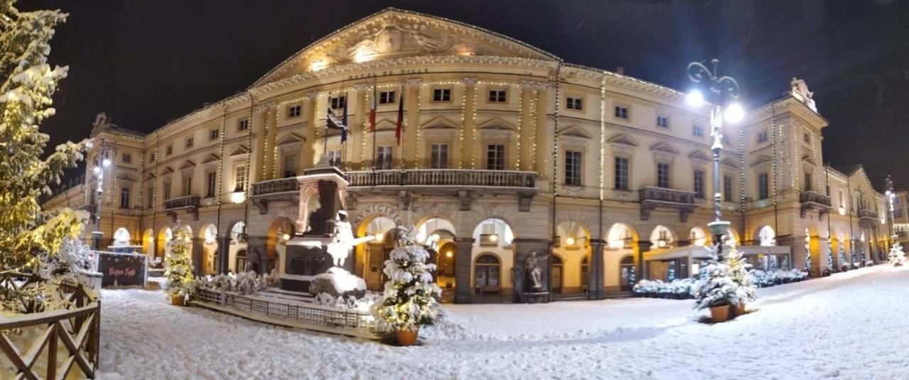 Veduta Montagne Aosta Appartamento Esterno foto